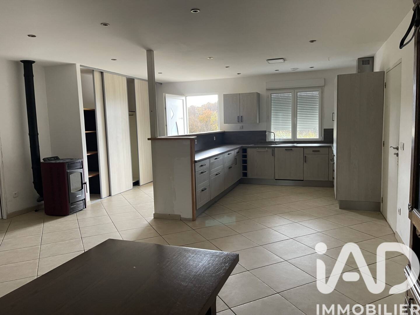 Maison 5 pièces 118 m² · à Égriselles-le-Bocage · 118 m² · 199 000 €