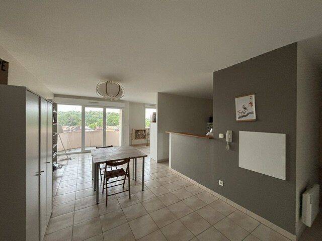 Appartement 3 pièces 84 m² · à Angoulême · 84 m² · 720 €