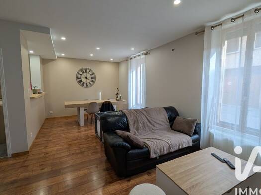 Maison de ville à vendre 165 000 € 5 pièces 4 chambres 101 m² Sury-le-Comtal 42450