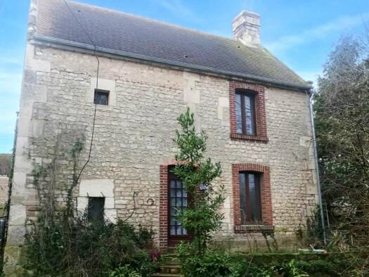 Maison à vendre 126 600 € 2 chambres 95 m² 1 567 m² de terrain Ernes 14270