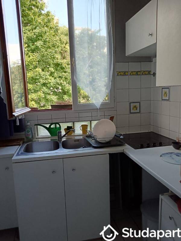 Appartement 1 pièce 12 m² · à Saint-Maurice · 12 m² · 650 €/mois