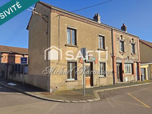 Immeuble à vendre 120 000 € 164 m² Est Montchanin 71210