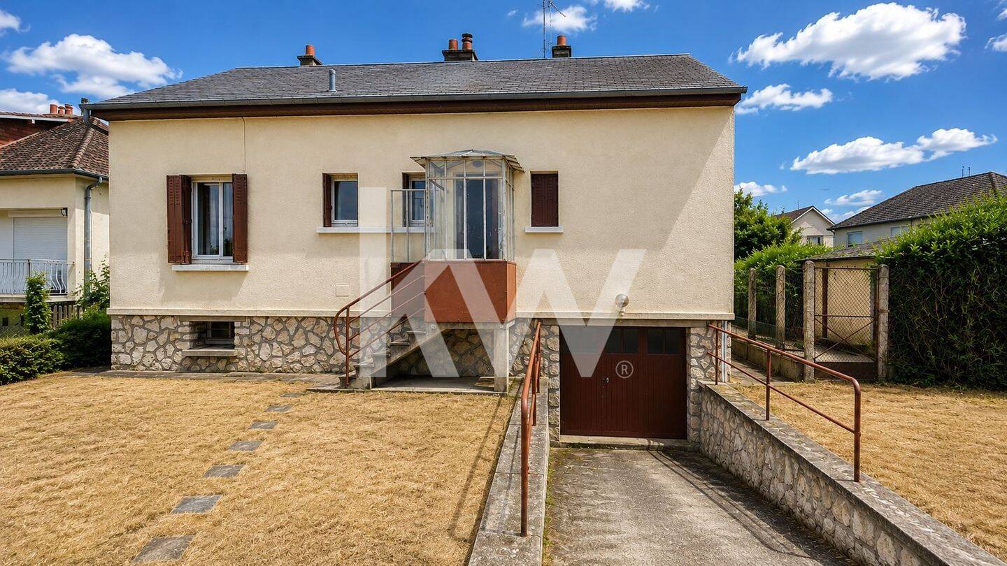 Maison 4 pièces 62 m² · à Orgères-en-Beauce · 62 m² · 96 000 €