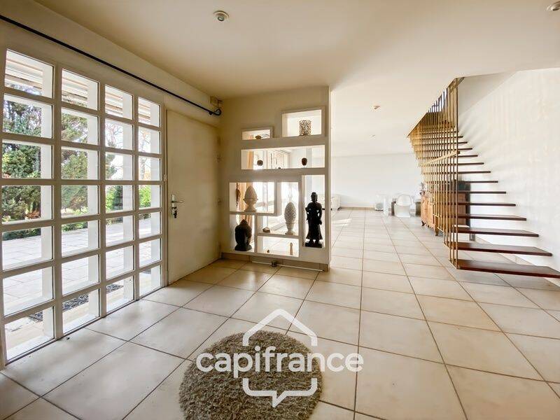 Maison 8 pièces 192 m² · à Beaufort-Orbagna · 192 m² · 373 000 €