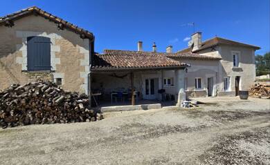 Mas à vendre 265 000 € 7 pièces 5 chambres 180 m² 1 841 m² de terrain Saint-Martin-la-Pallu 86380