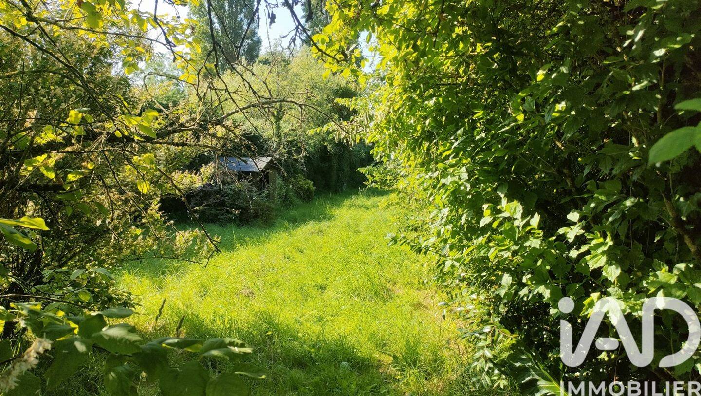 Terrain de 690 m² à Saint-Jean-le-Thomas - photo 2