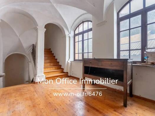 Maison à vendre 450 000 € 22 pièces 600 m² 3 200 m² de terrain Saint-Clément-sur-Durance 05600