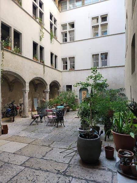F3 dans immeuble historique — 1