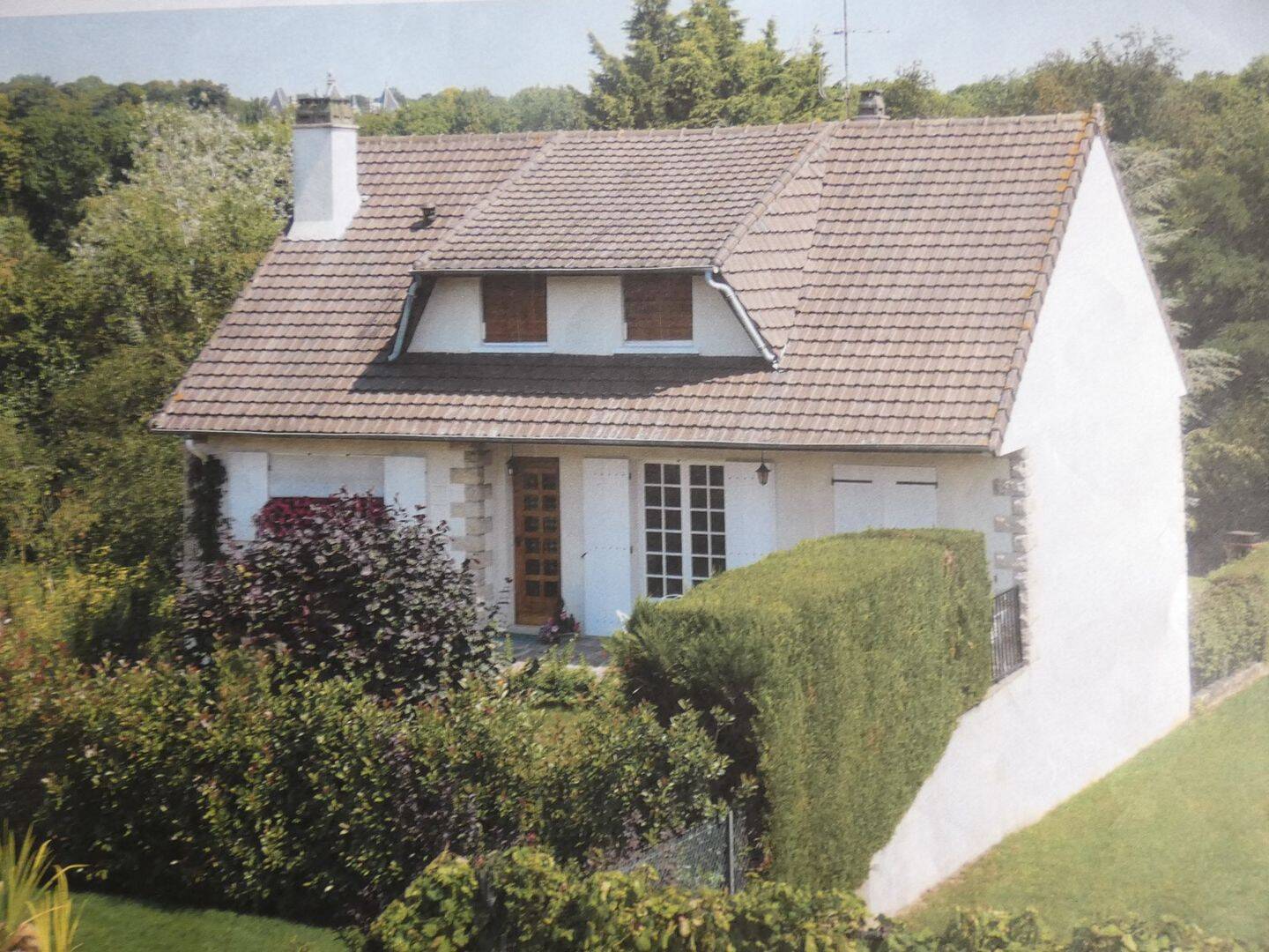 Maison 5 pièces 128 m² · à Us · 128 m² · 355 000 €
