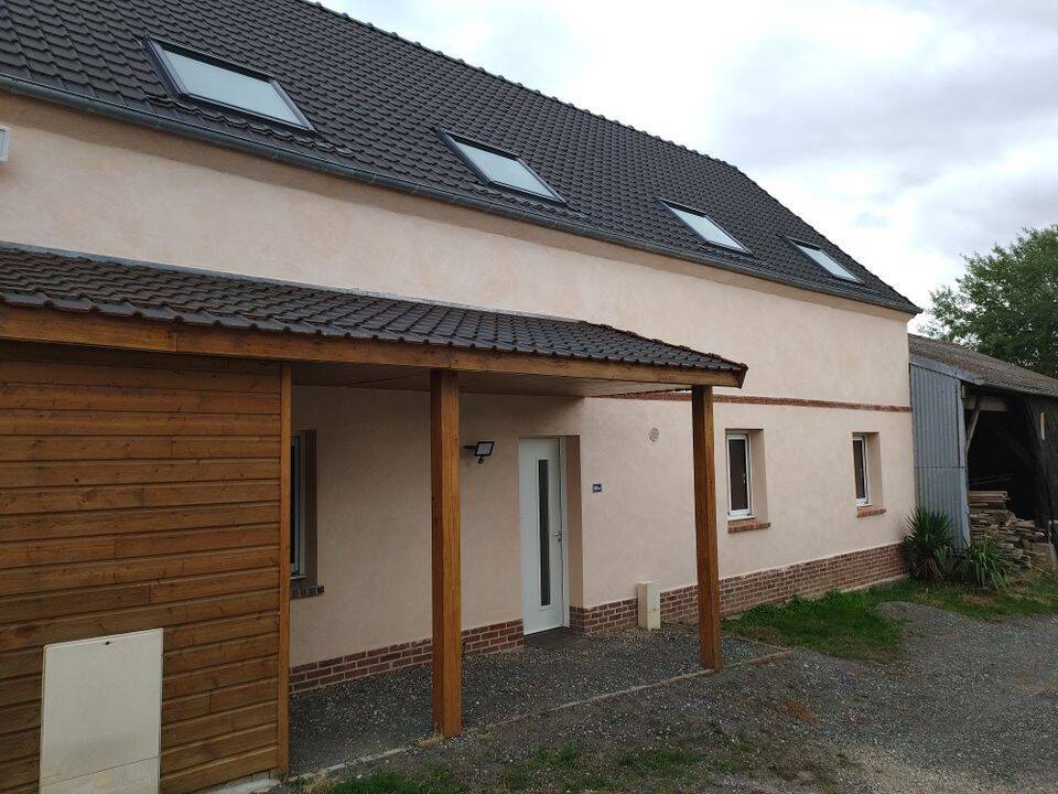 Maison 9 pièces 190 m² · à Hardivillers · 190 m² · 1 490 €/mois