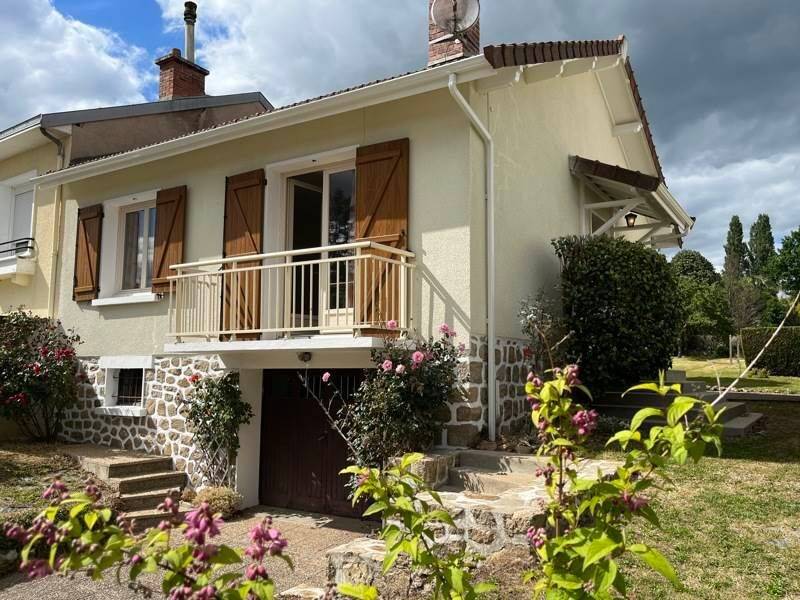 Maison 3 pièces 72 m² · à Saint-Junien · 72 m² · 750 €