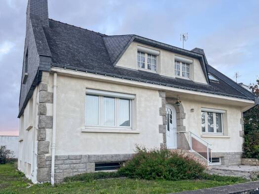 Maison à vendre 349 000 € 5 pièces 3 chambres 100 m² 599 m² de terrain Zone Rurale Nord Ouest Vannes 56000