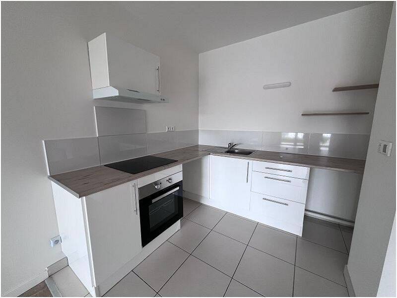 Appartement 3 pièces 68 m² · à La Madeleine · 68 m² · 895 €/mois