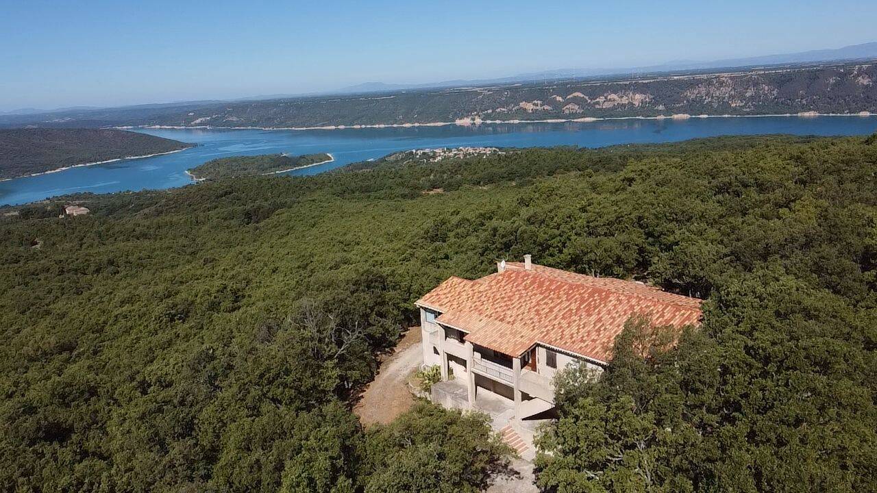 Maison 5 pièces 254 m² · à Aiguines · 254 m² · 475 000 €