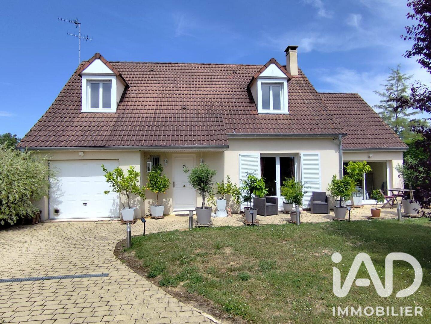 Maison 6 pièces 157 m² · à Lumigny-Nesles-Ormeaux · 157 m² · 385 000 €