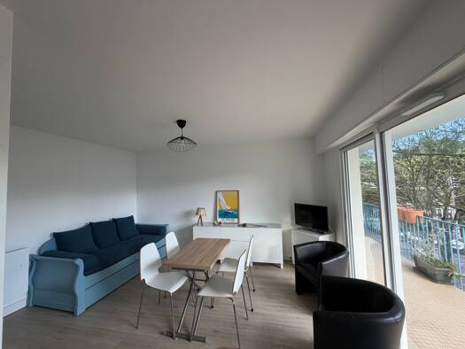 Appartement à louer 976 € 2 pièces 1 chambre 38 m² Étage 3/4 La Baule les Pins La Baule-Escoublac 44500