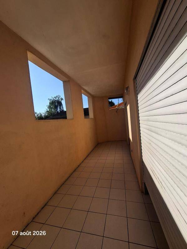 Appartement 3 pièces 122 m² · à Grisolles · 121,7 m² · 800 €/mois