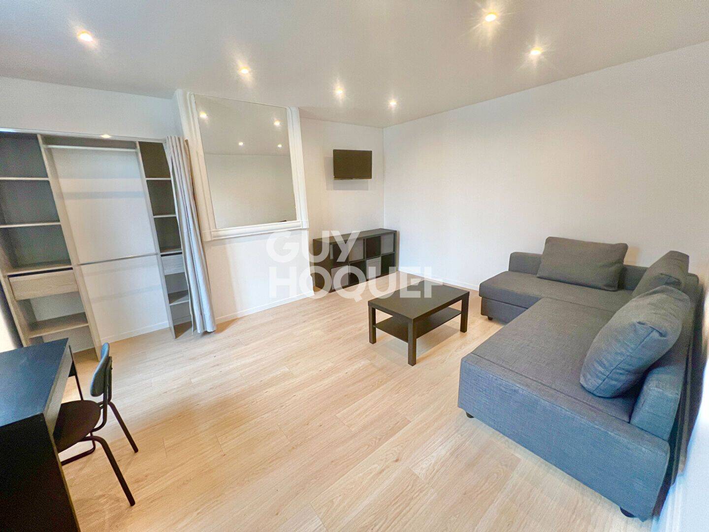 Appartement 1 pièce 32 m² · à Palaiseau · 32,1 m² · 903 €