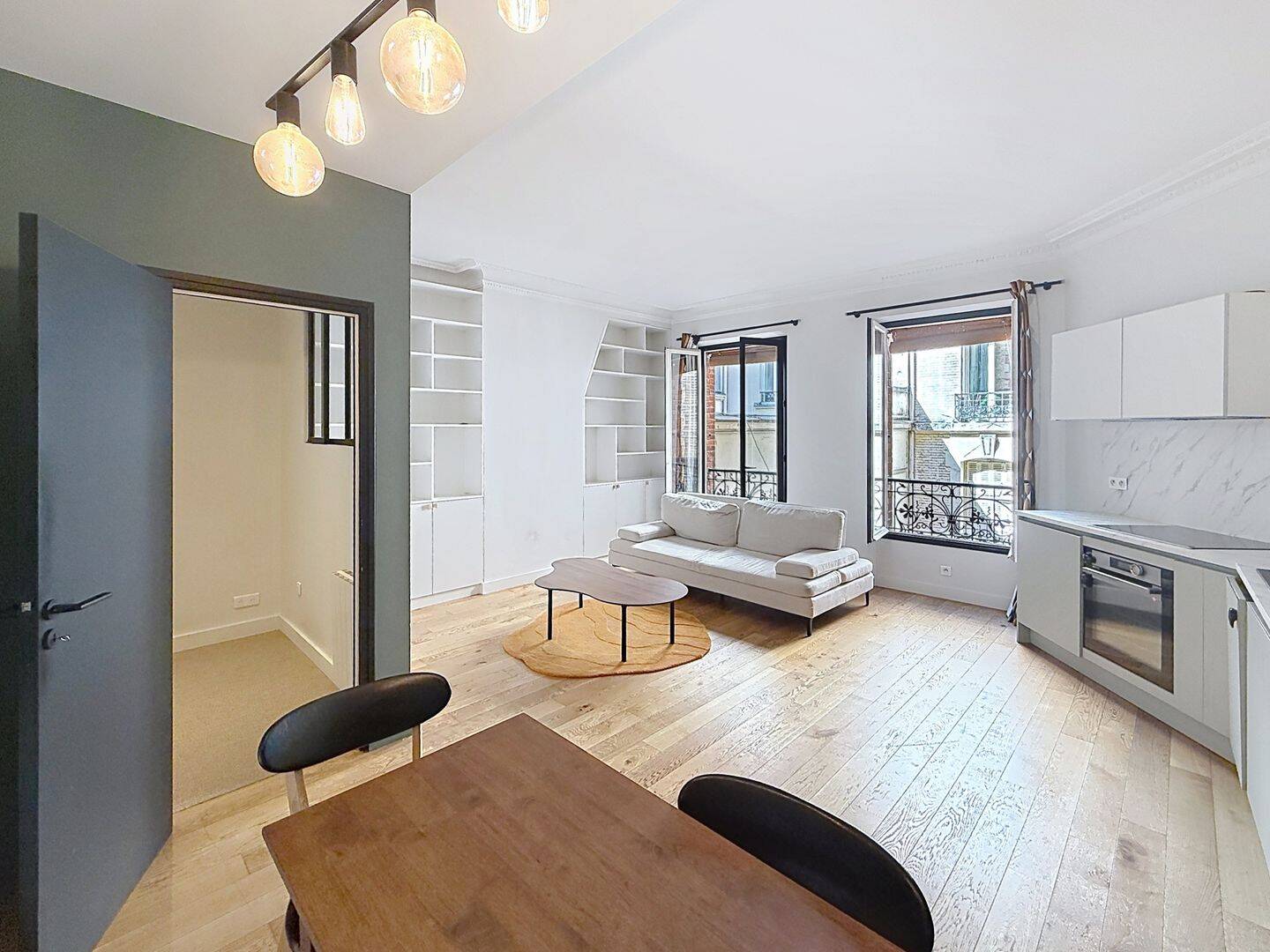 Appartement 3 pièces 56 m² · à Paris 2ème Arrondissement · 56,1 m² · 2 300 €/mois