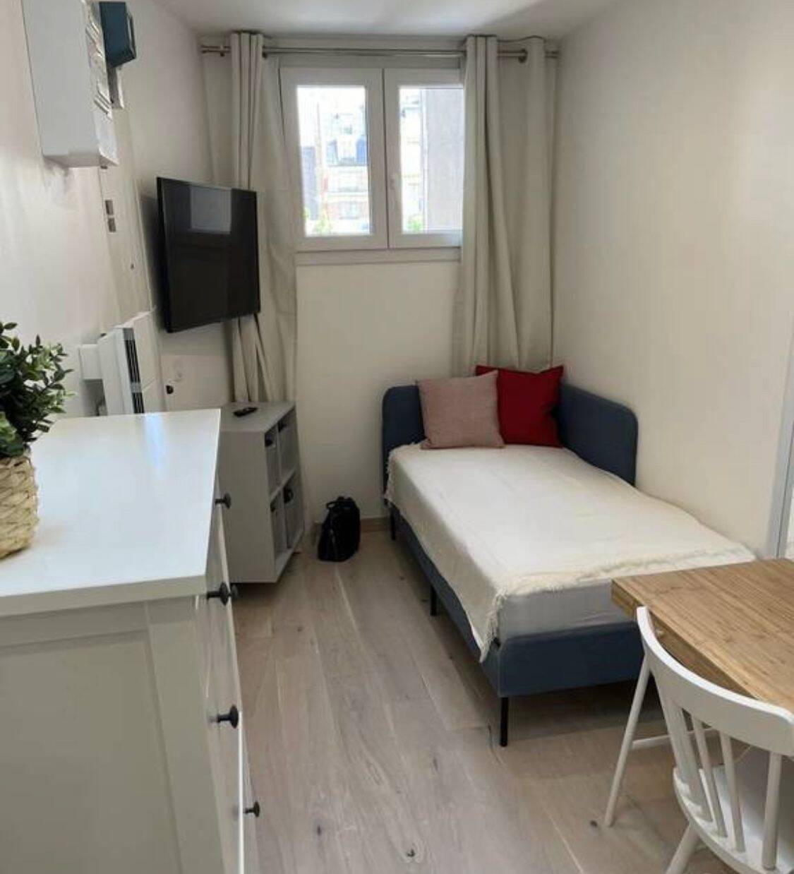 Appartement 1 pièce 15 m² · à Paris 16ème Arrondissement · 15 m² · 550 €