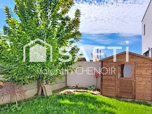 Appartement à vendre 210 000 € 3 pièces 2 chambres 74 m² RDC Le Centre Bouaye 44830