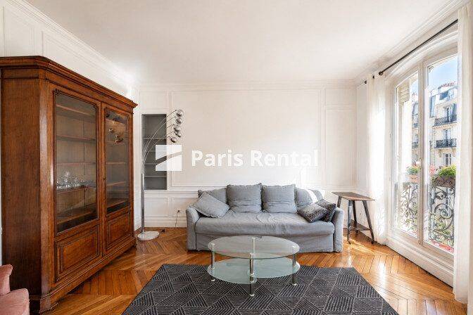 Appartement 3 pièces 87 m² · à Paris 15ème Arrondissement · 87,4 m² · 2 850 €