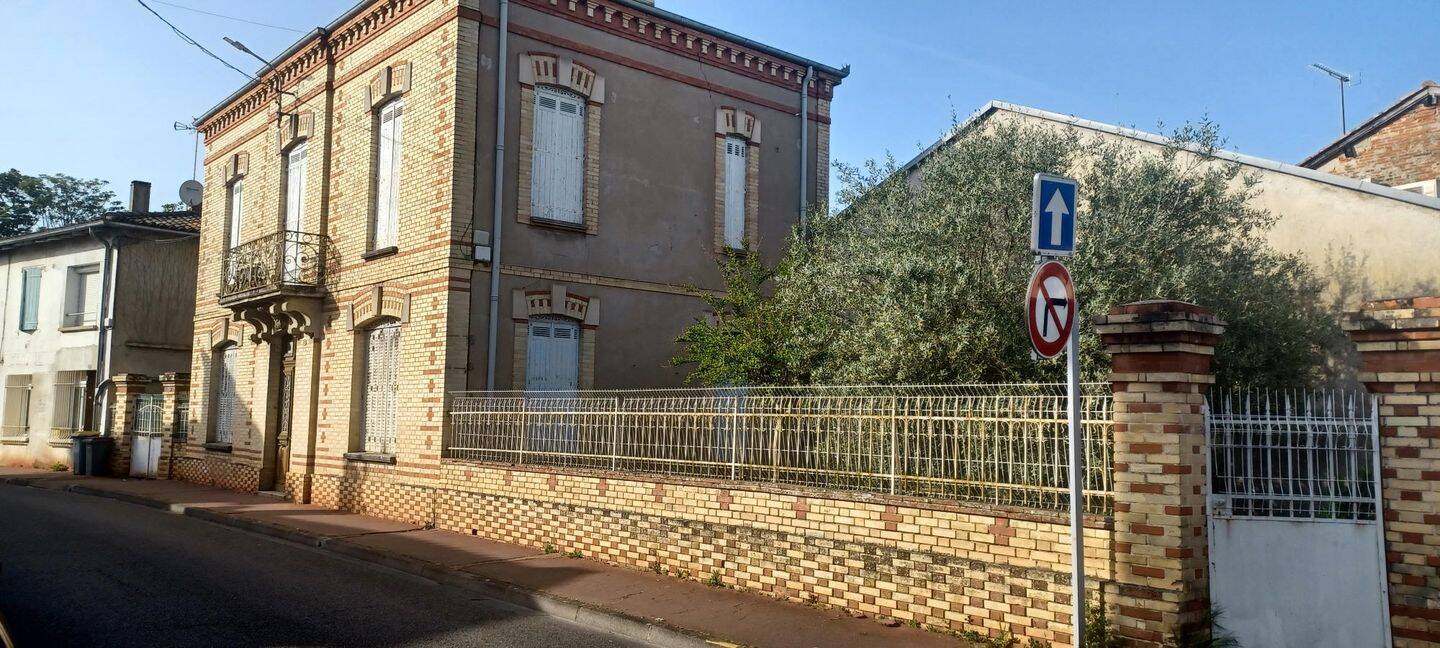 Maison 7 pièces 216 m² · à Nègrepelisse · 216 m² · 212 000 €