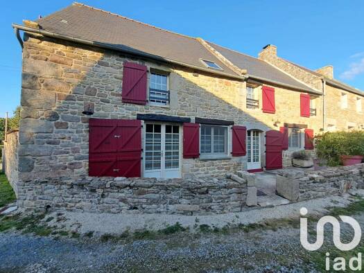 Pavillon à vendre 259 000 € 5 pièces 4 chambres 135 m² 1 462 m² de terrain Plélan-le-Petit 22980