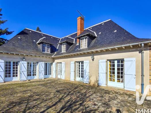 Demeure à vendre 295 000 € 9 pièces 6 chambres 255 m² 5 290 m² de terrain Quartiers Périphériques Carmaux 81400