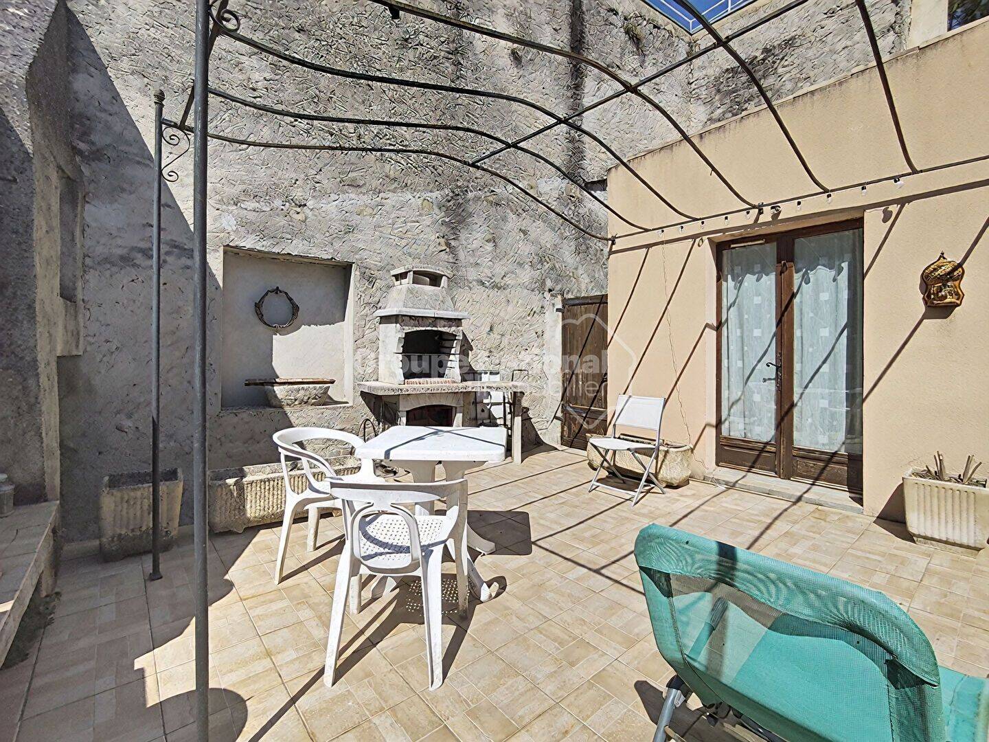 Maison 5 pièces 83 m² · à Rochegude · 83 m² · 187 000 €