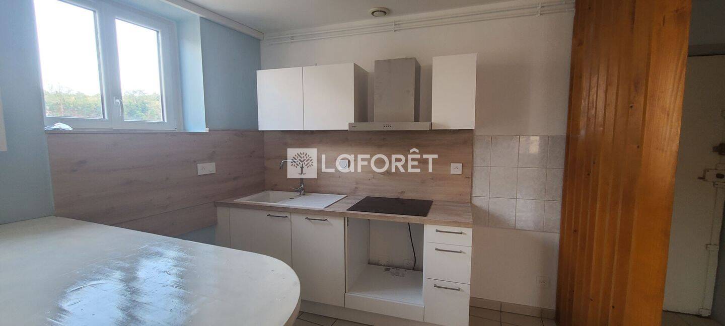 Appartement 3 pièces 52 m² · à L'Arbresle · 51,6 m² · 750 €/mois