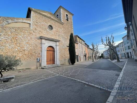 Appartement à vendre 235 000 € 4 pièces 2 chambres 85 m² Étage 1/2 Rougiers 83170