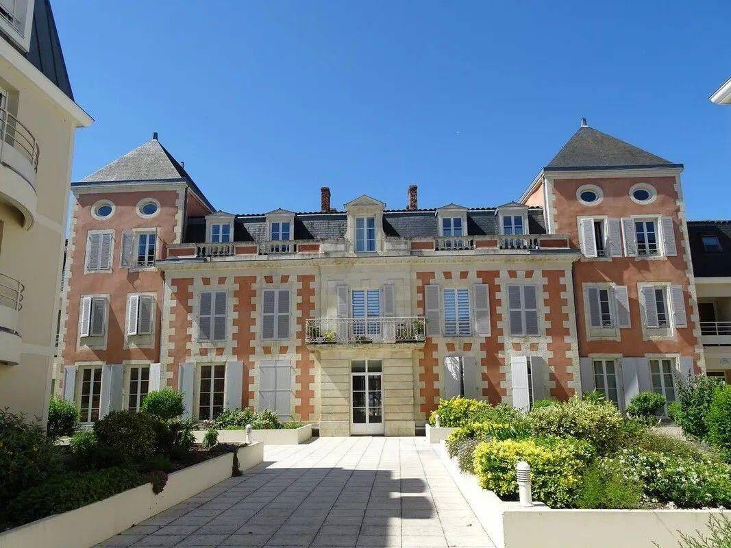 Appartement 1 pièce 75 m² · à La Rochelle · 75 m² · 680 €/mois
