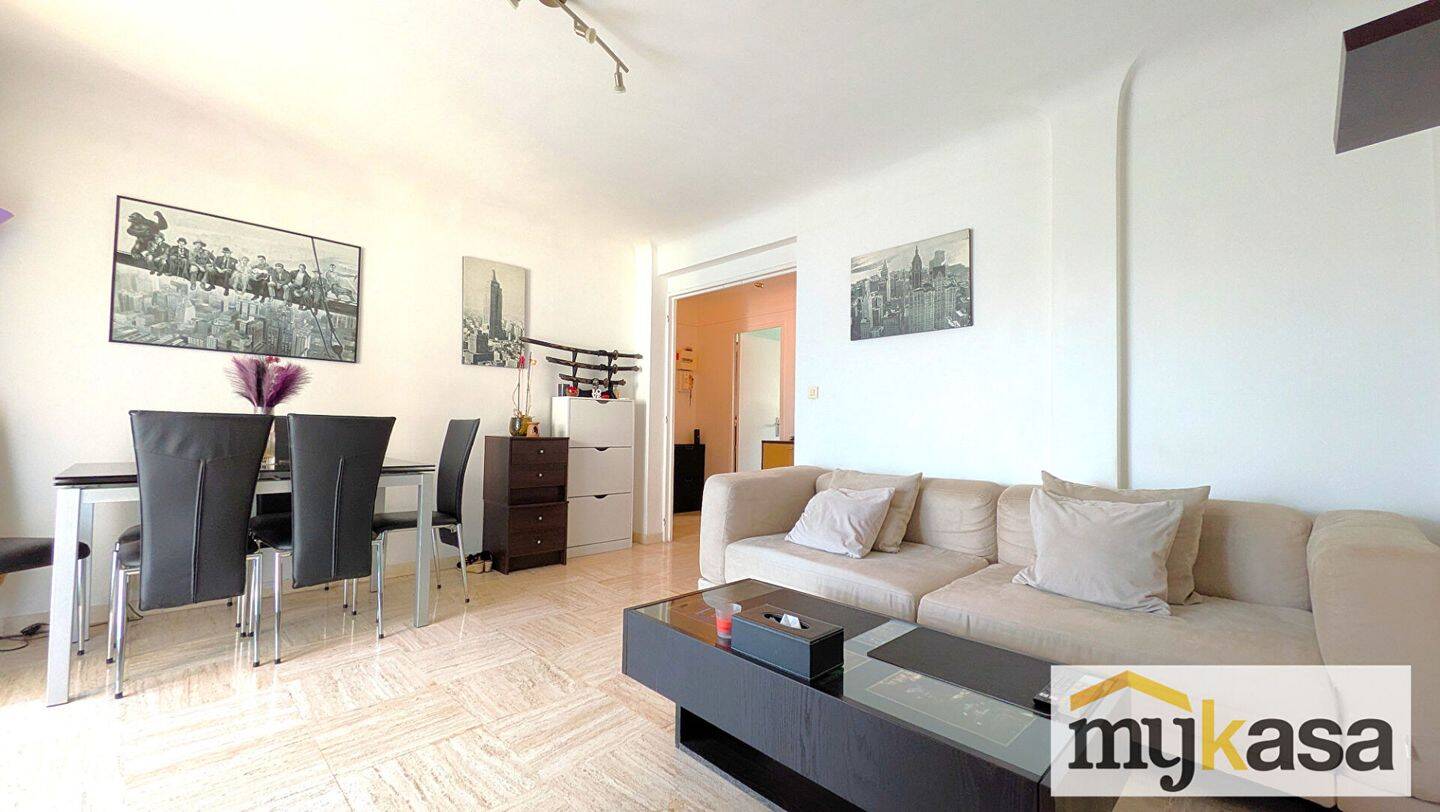 Appartement 2 pièces 54 m² · à Martigues · 53,5 m² · 153 000 €