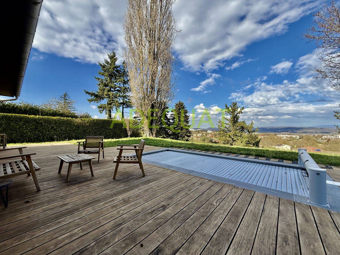Maison 5 pièces 142 m² · à Villefontaine · 142 m² · 390 000 €