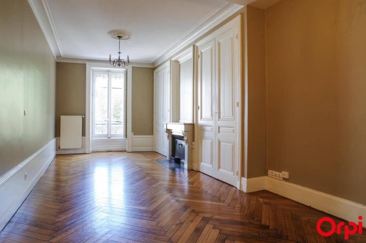 Appartement 4 pièces 92 m² · à Lyon 3ème Arrondissement · 92 m² · 1 400 €/mois