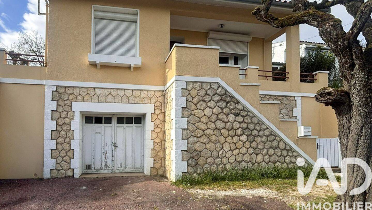 Maison 3 pièces 60 m² · à Saintes · 60 m² · 158 500 €