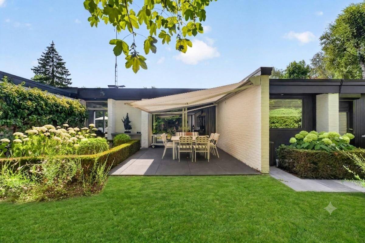 Maison 6 pièces 253 m² · à Villeneuve-d'Ascq · 253 m² · 1 250 000 €