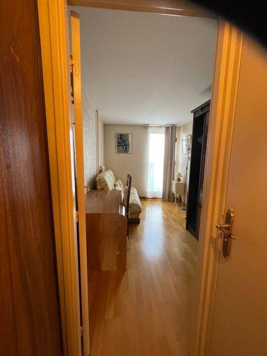 Appartement 1 pièce 12 m² · à Nanterre · 12 m² · 570 €/mois