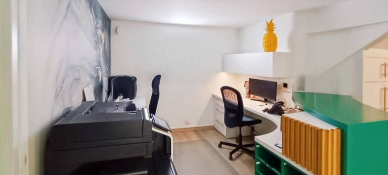 Espace bureau à vendre 291 900 € 149 m² de bureaux Grammont Tours 37000