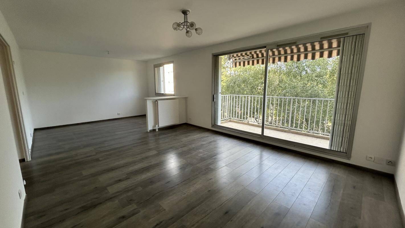 Appartement 3 pièces 83 m² · à Oullins-Pierre-Bénite · 83 m² · 1 250 €