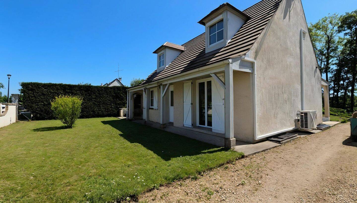 Maison 7 pièces 111 m² · à Villers-sur-Coudun · 111 m² · 330 000 €