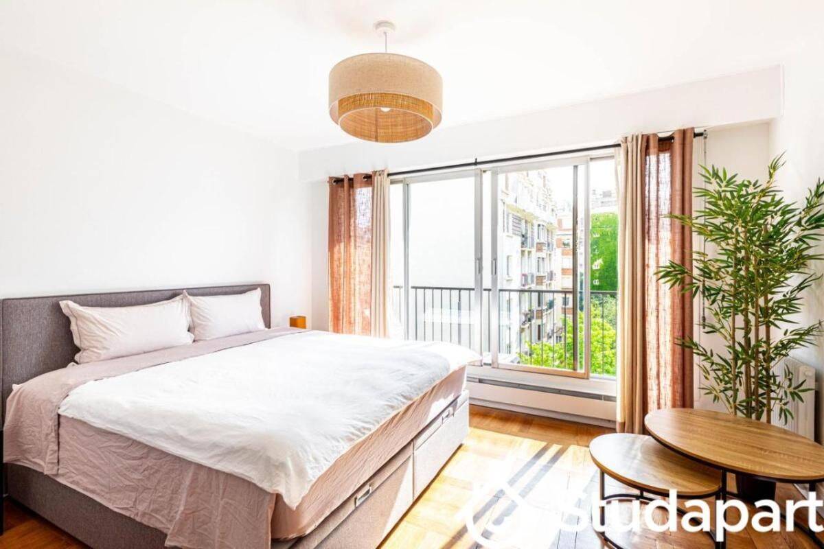 Appartement 1 pièce 38 m² · à Paris 13ème Arrondissement · 38 m² · 1 689 €/mois