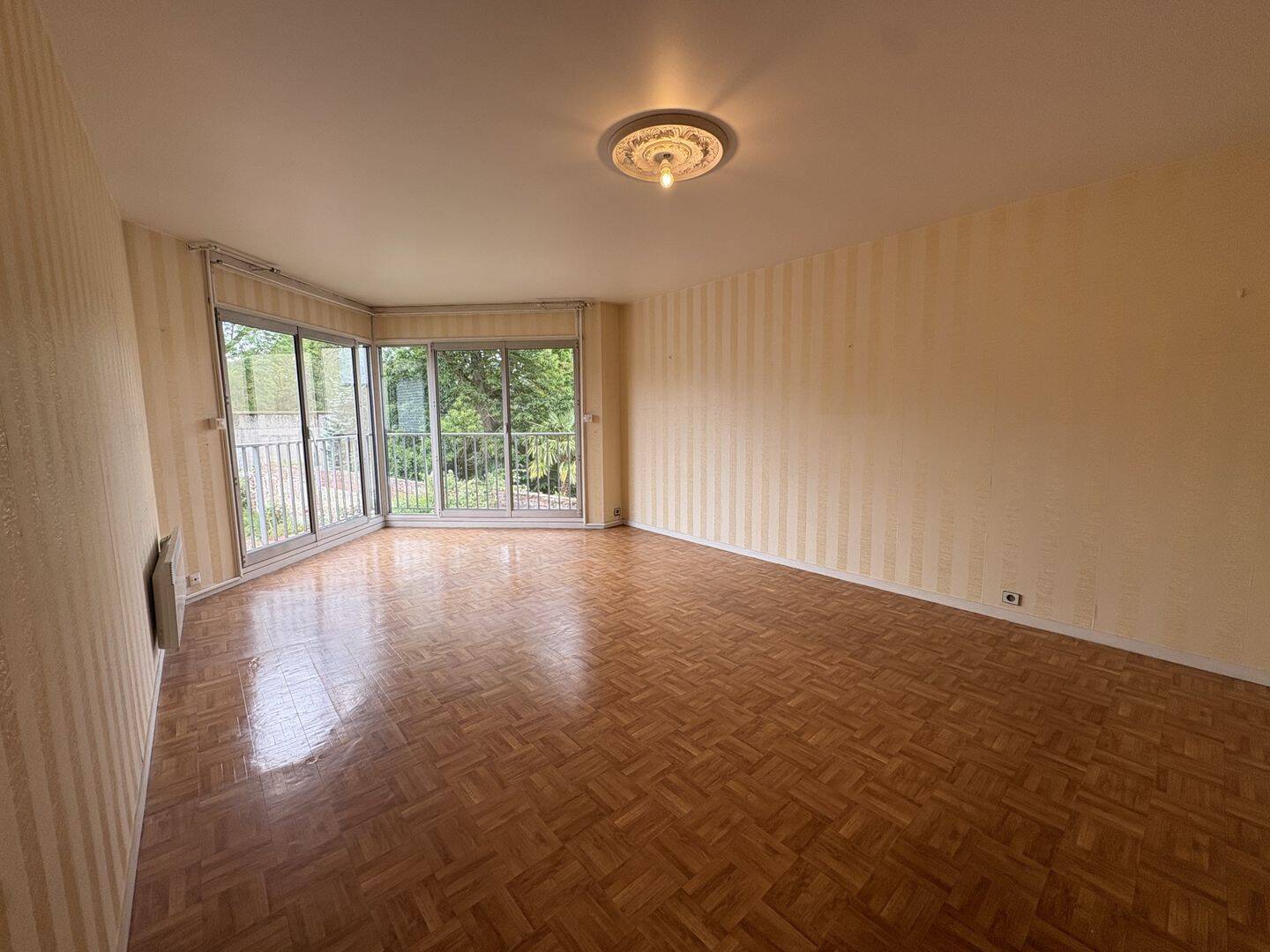 Appartement 4 pièces 96 m² · à Lisieux · 96 m² · 199 500 €