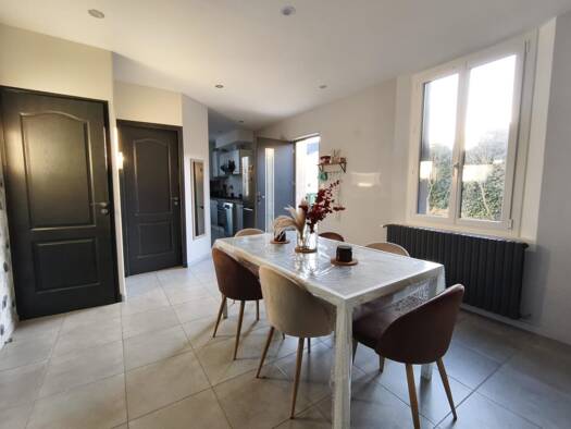 Maison à vendre 198 500 € 4 pièces 3 chambres 74 m² 165 m² de terrain Cinq-Mars-la-Pile 37130