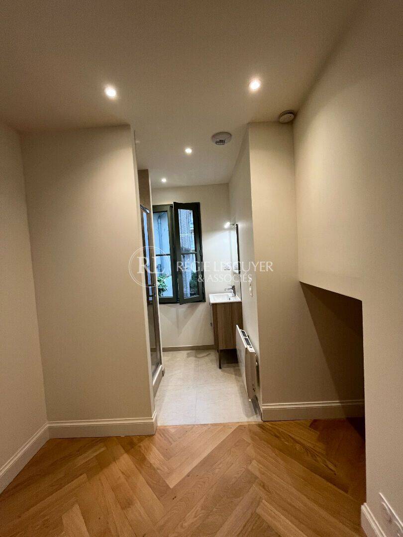 Appartement 1 pièce 10 m² · à Lyon 6ème Arrondissement · 10 m² · 550 €/mois