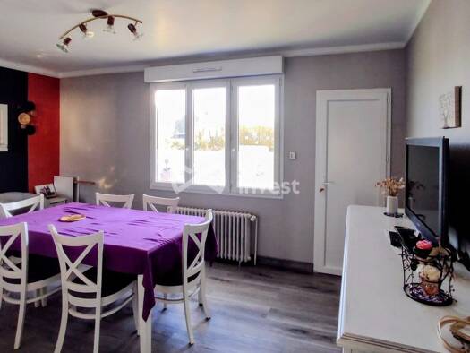Maison à vendre 136 500 € 5 pièces 2 chambres 63 m² 455 m² de terrain Montsûrs 53150