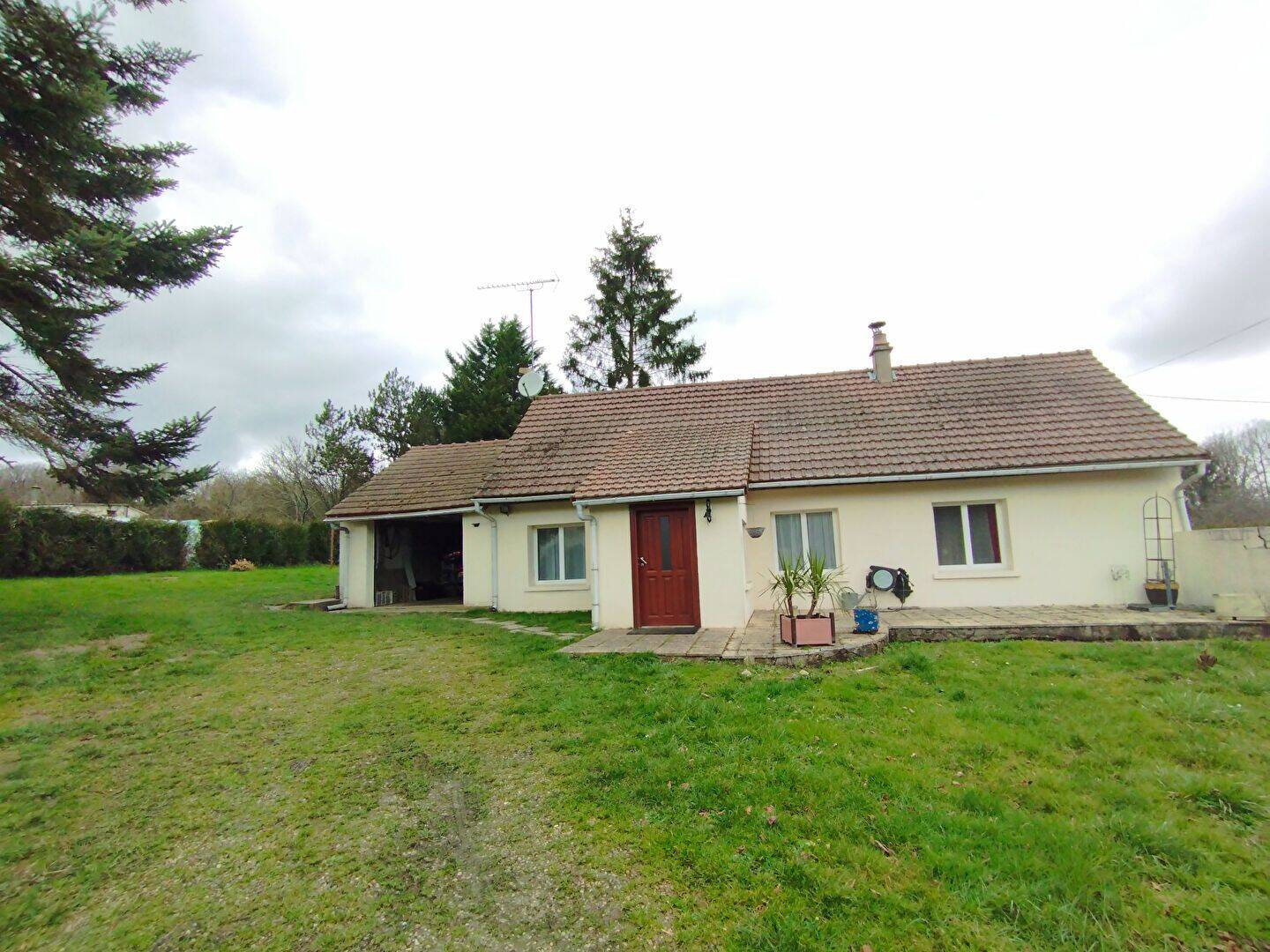 Maison 3 pièces 85 m² · à Saint-Hilaire-la-Gravelle · 85 m² · 88 000 €