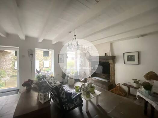 Maison à vendre 384 800 € 8 pièces 3 chambres 228 m² Hors Agglomeration Vigneux-de-Bretagne 44360