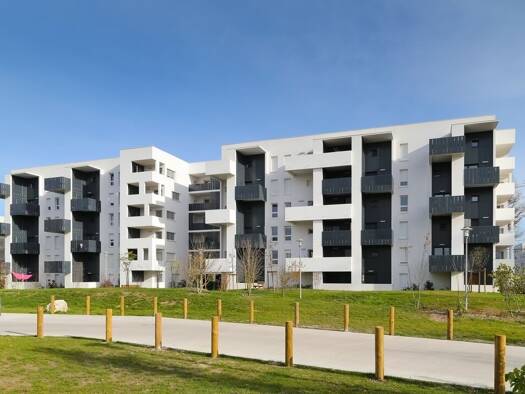 Appartement à louer 848 € 3 pièces 2 chambres 63 m² Étage 3/5 Clémenceau-Pontac-Sallegourde-Pont de Langon Villenave-d'Ornon 33130